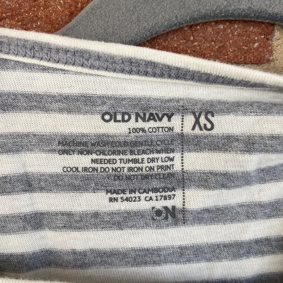Old Navy Striped Shift Dress - Picture 7 of 9